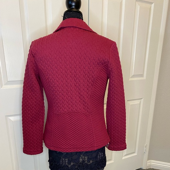 Isaac Mizrahi quilted moto style jacket. Size XS - Picture 5 of 13